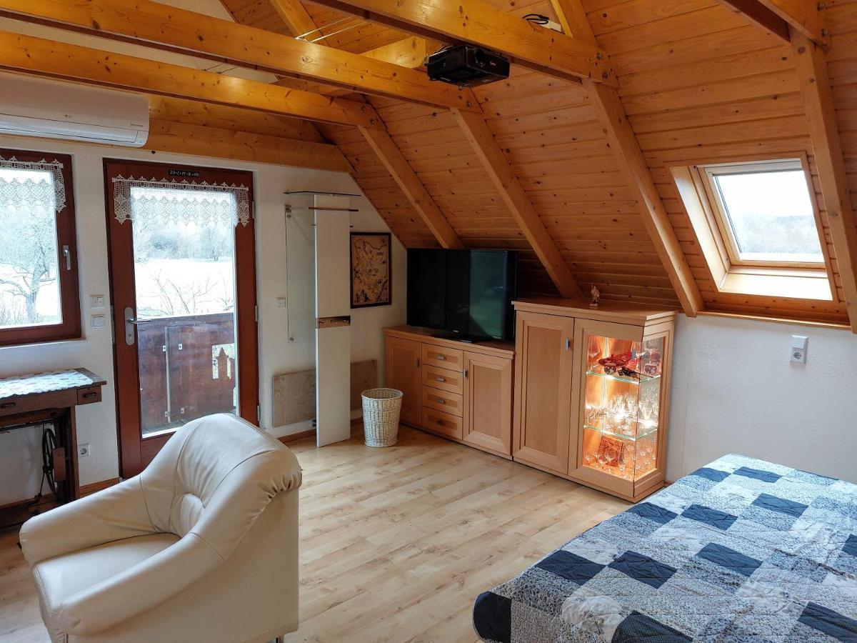 Ferienwohnung Zur Saaleaue Wettin Exterior photo